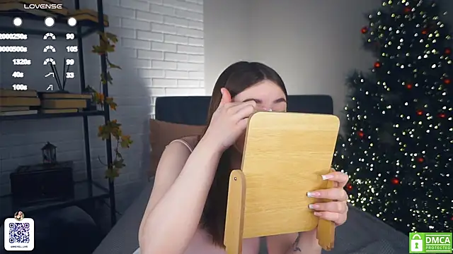 LindaFarmer online show from 01.05.25