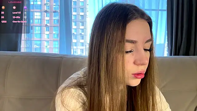 LindaFarmer online show from 10.08.25