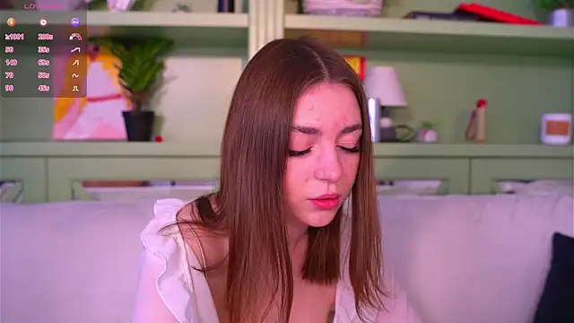 Snapshot of LindaFarmer chatting on 03.01.26 LindaFarmer online show from 03.01.26