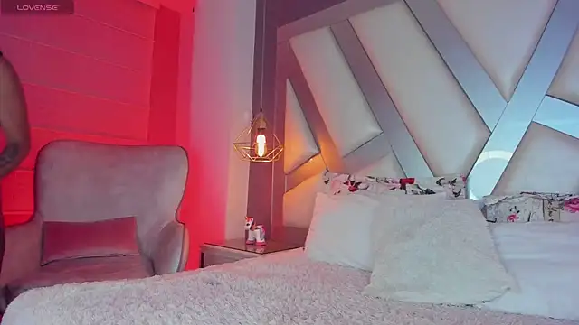 Amber villalobos  online show from 12.05.25