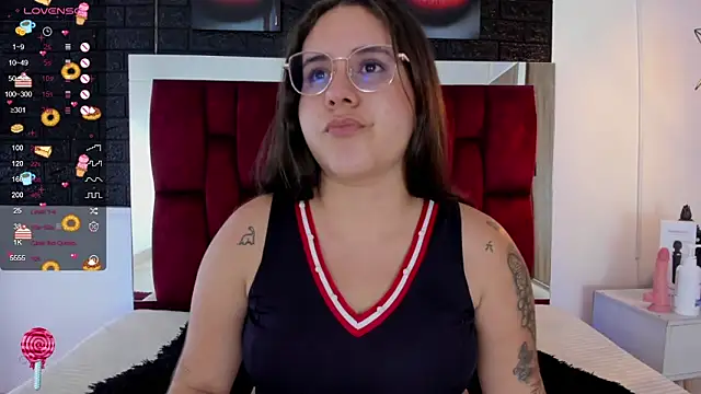 Snapshot of April1_sc chatting on 12.10.24 April1 sc online show from 12.10.24