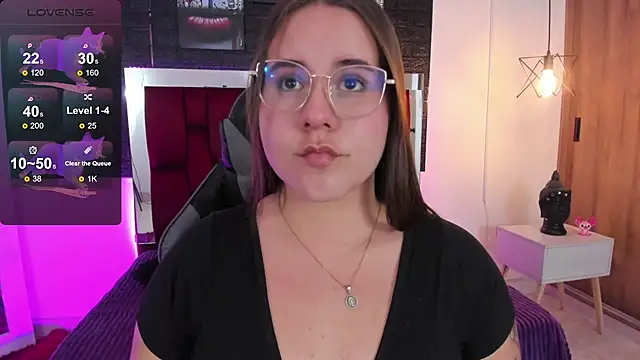 Snapshot of April1_sc chatting on 02.14.25 April1 sc online show from 02.14.25