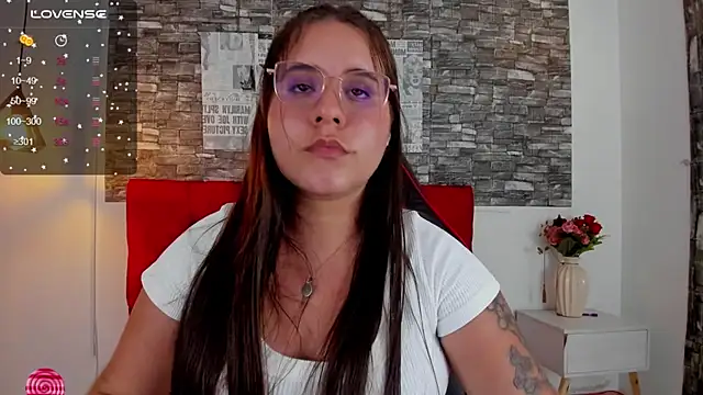 Snapshot of April1_sc chatting on 03.05.25 April1 sc online show from 03.05.25