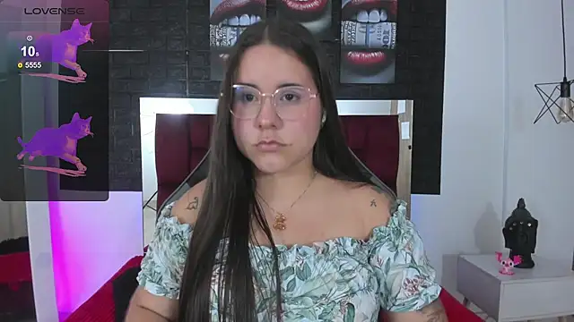 Snapshot of April1_sc chatting on 03.11.25 April1 sc online show from 03.11.25