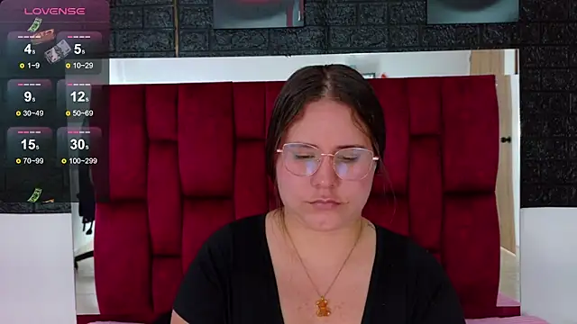 Snapshot of April1_sc chatting on 09.26.25 April1 sc online show from 09.26.25