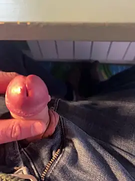 Snapshot of _t0ni0_ chatting on 02.13.25 t0ni0 online show from 02.13.25