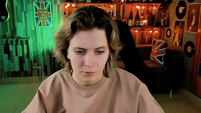 Snapshot of LolaAsmus chatting on 12.11.24 LolaAsmus online show from 12.11.24