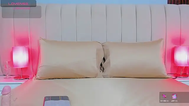 Snapshot of Meli_castillo chatting on 02.25.25 Meli castillo online show from 02.25.25