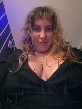 Yanacool007 online show from 02.17.25