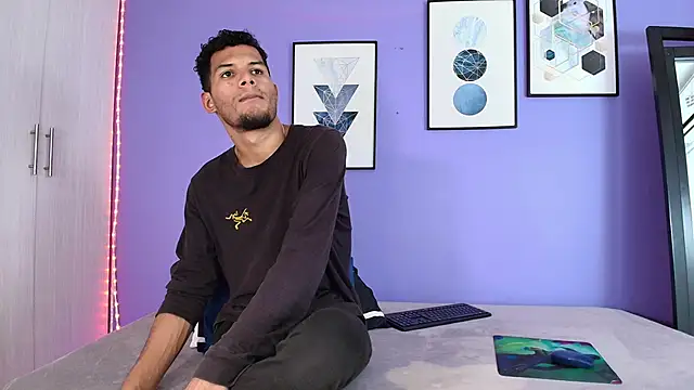 miaa lux online show from 02.14.25