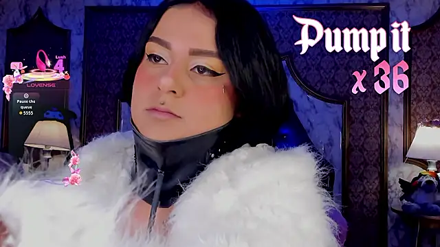 SoffiQueen online show from 03.05.26