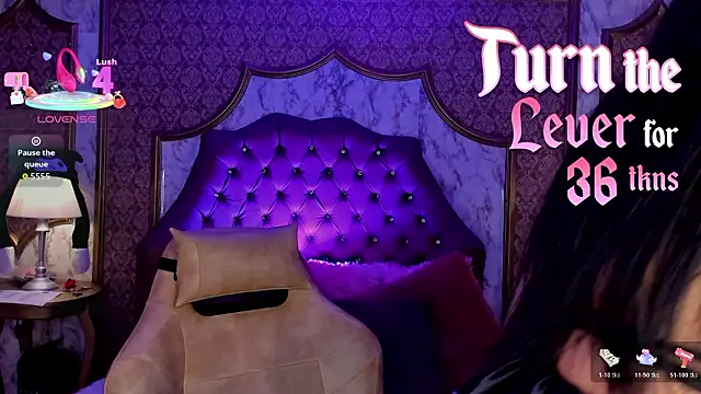 SoffiQueen online show from 03.18.26