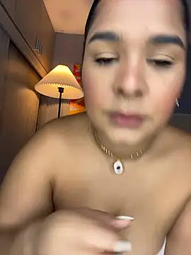 Shenoa1 online show from 10.31.25