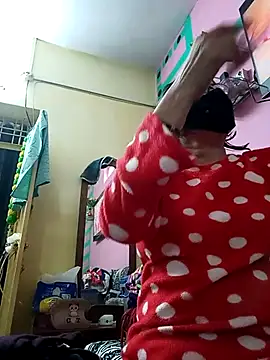 Snapshot of heenage chatting on 01.17.26 heenage online show from 01.17.26