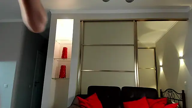 Emma Flin online show from 01.08.25