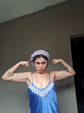 luuhcat09 online show from 12.19.25