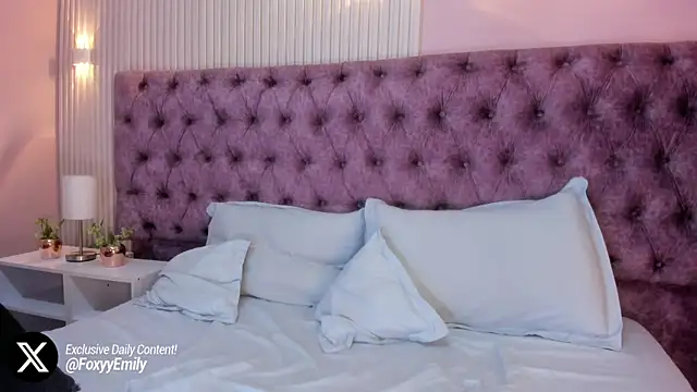 EMILYY FOXY online show from 03.08.25