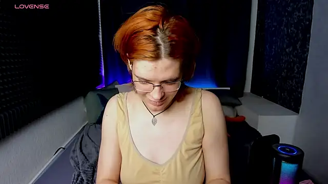 KIKI Krash online show from 12.11.24