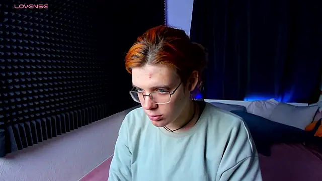 KIKI Krash online show from 12.18.24