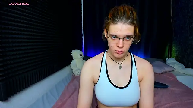 KIKI Krash online show from 01.20.25