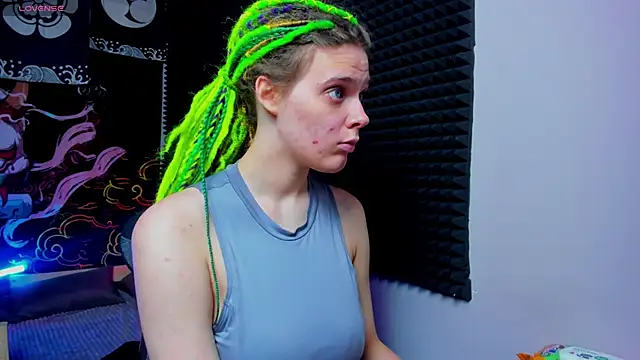 KIKI Krash online show from 10.10.25