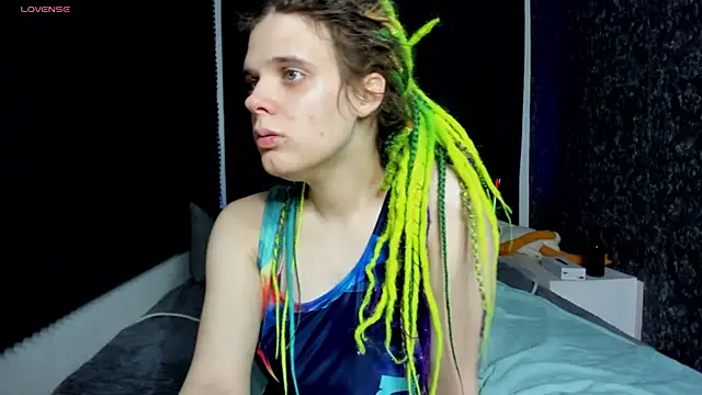 KIKI Krash online show from 01.10.26