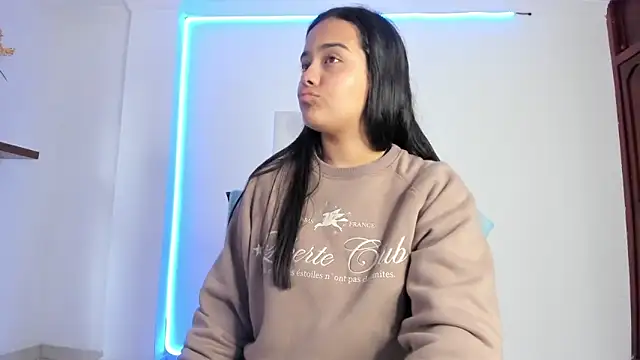 Snapshot of anniesweet- chatting on 02.05.26 anniesweet- online show from 02.05.26