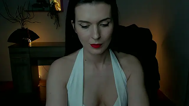 EricaPowers online show from 12.06.24