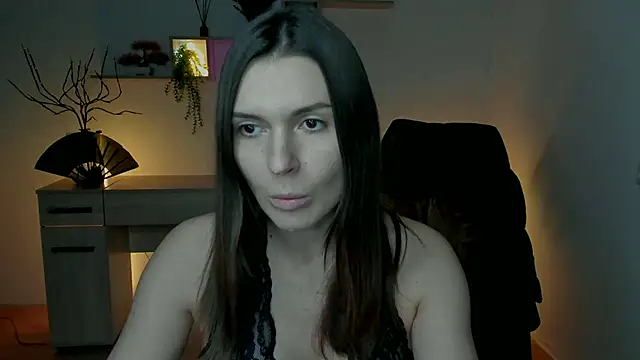 EricaPowers online show from 12.10.24
