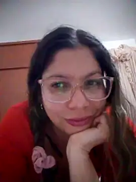Snapshot of Carliina_Soussa chatting on 02.17.26 Carliina Soussa online show from 02.17.26