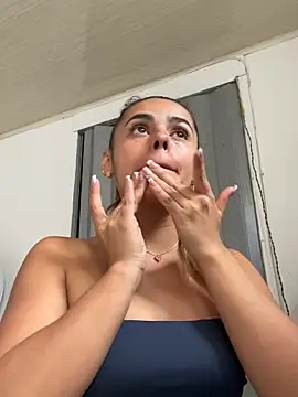 ZoeJohnsoon online show from 10.30.25