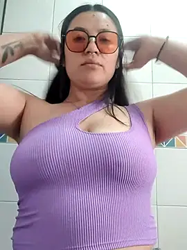 Snapshot of party_hornys69 chatting on 05.02.26 party hornys69 online show from 05.02.26