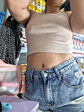 Snapshot of Katia_sweetx chatting on 10.02.25 Katia sweetx online show from 10.02.25