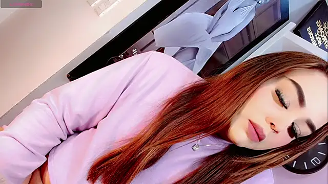 Sophia-Isabella online show from 03.08.25