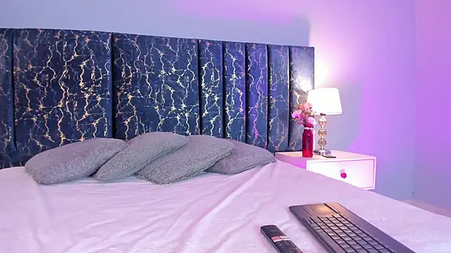 Sophia Lemos online show from 09.12.25