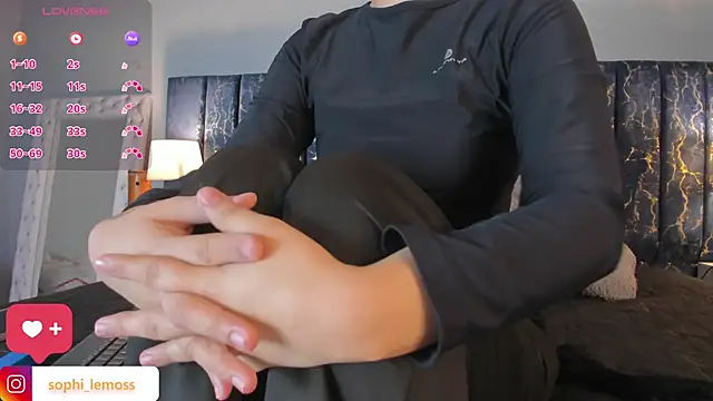 Sophia Lemos online show from 01.06.26