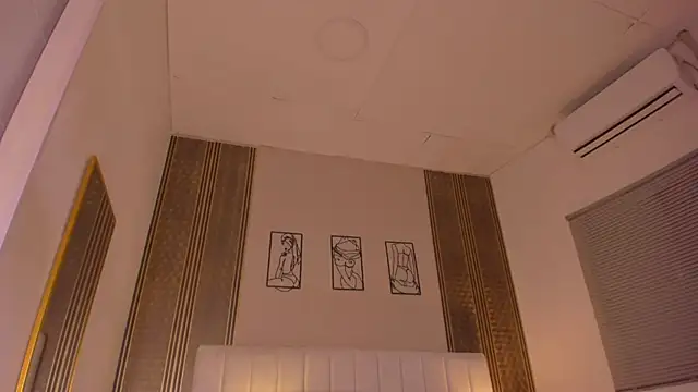 Snapshot of zoe_sky_ chatting on 02.26.26 zoe sky online show from 02.26.26