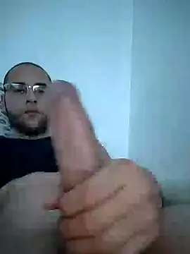 Snapshot of dblck27 chatting on 12.11.24 dblck27 online show from 12.11.24