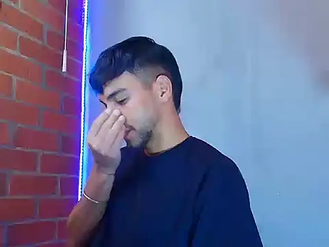 Leandro valenzuela online show from 11.10.25