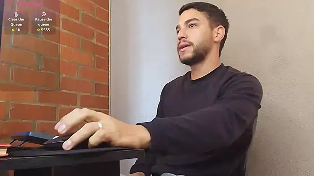 Snapshot of Leandro_valenzuela chatting on 05.12.26 Leandro valenzuela online show from 05.12.26