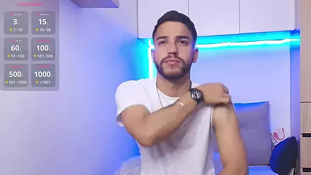 Snapshot of Leandro_valenzuela chatting on 05.31.26 Leandro valenzuela online show from 05.31.26