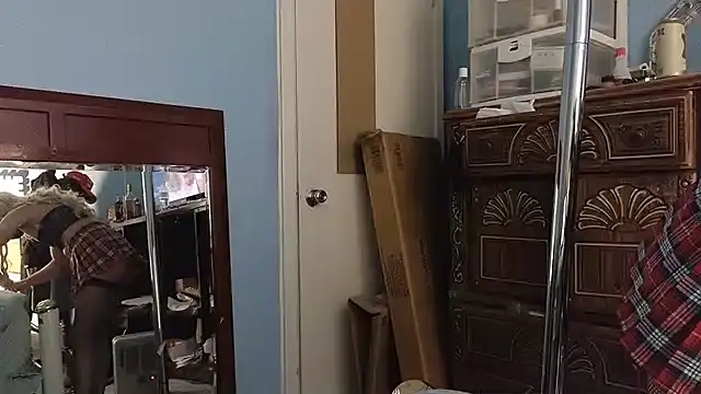 Sandrasaa online show from 12.10.24