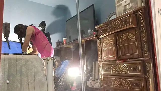 Sandrasaa online show from 09.09.25