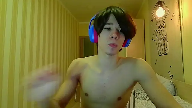 gayGamogey online show from 03.04.25