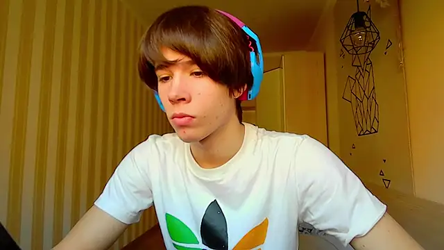 gayGamogey online show from 03.07.25