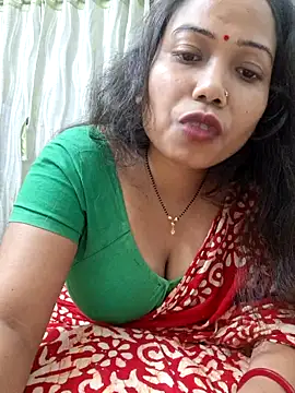 Snapshot of DREAM_GIRL-30 chatting on 12.31.24 DREAM GIRL-30 online show from 12.31.24