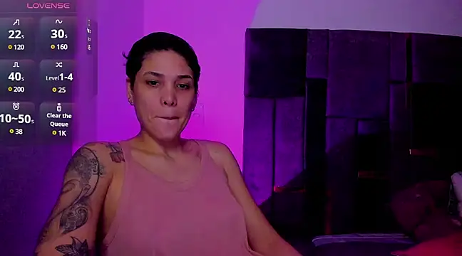 Charlee pink online show from 03.20.25