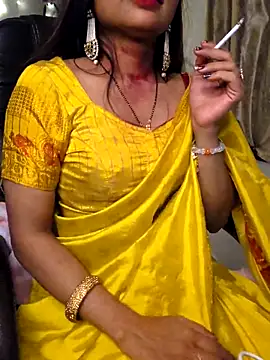 Snapshot of Cute-Tara chatting on 03.14.25 Cute-Tara online show from 03.14.25