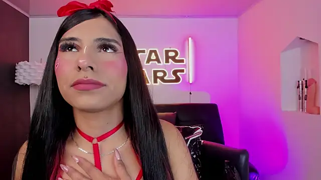 Snapshot of miss__allison chatting on 02.14.26 miss allison online show from 02.14.26