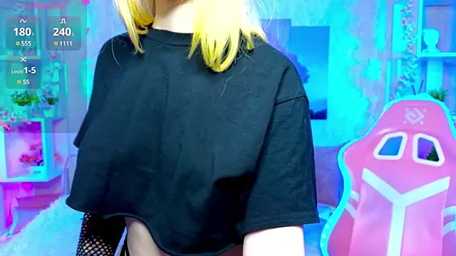 ElswythCovil online show from 12.15.24